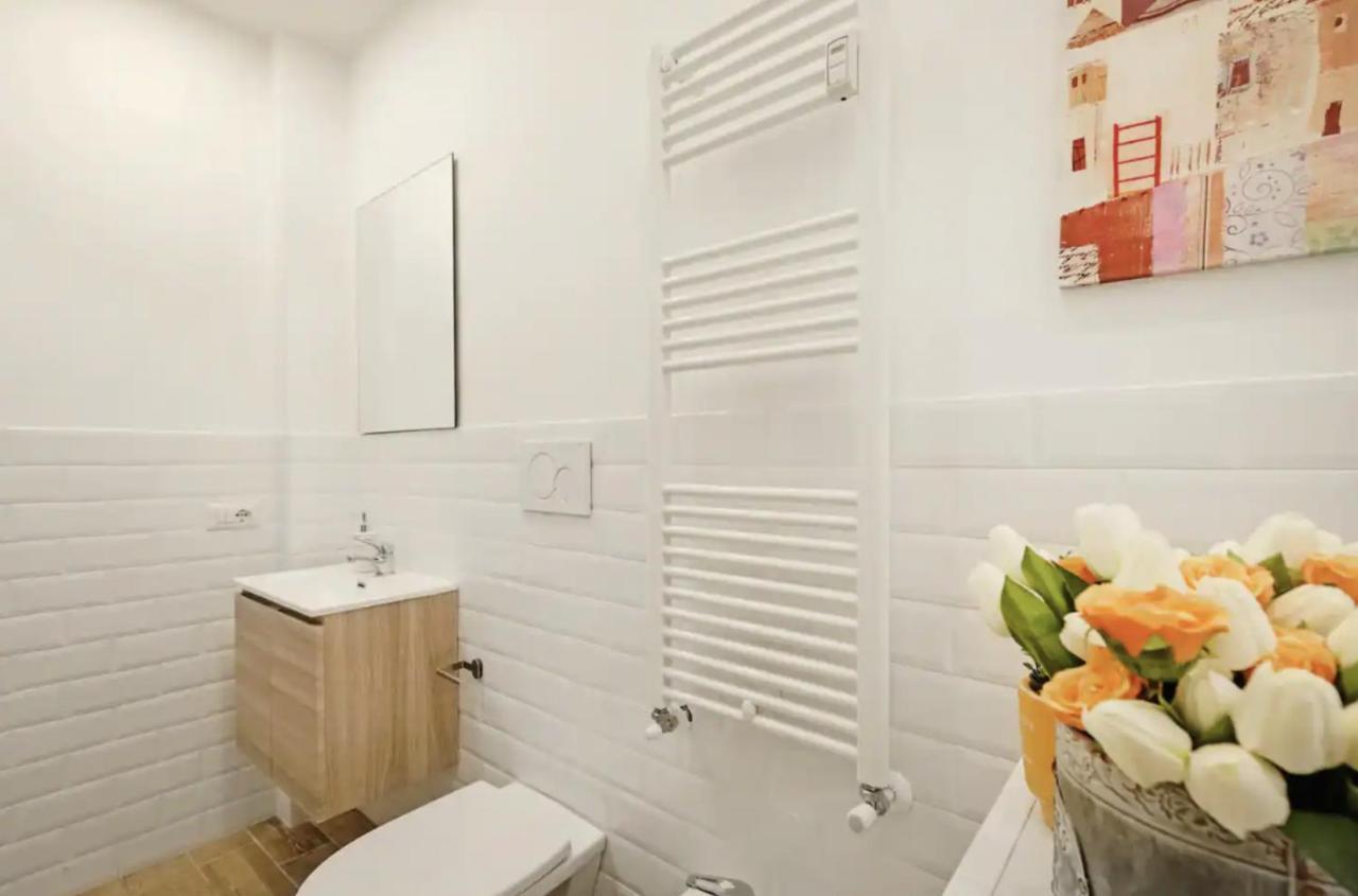 New-Big Honey Colosseum 4Bdr + 2Sofa Bed A/C Roma Dış mekan fotoğraf