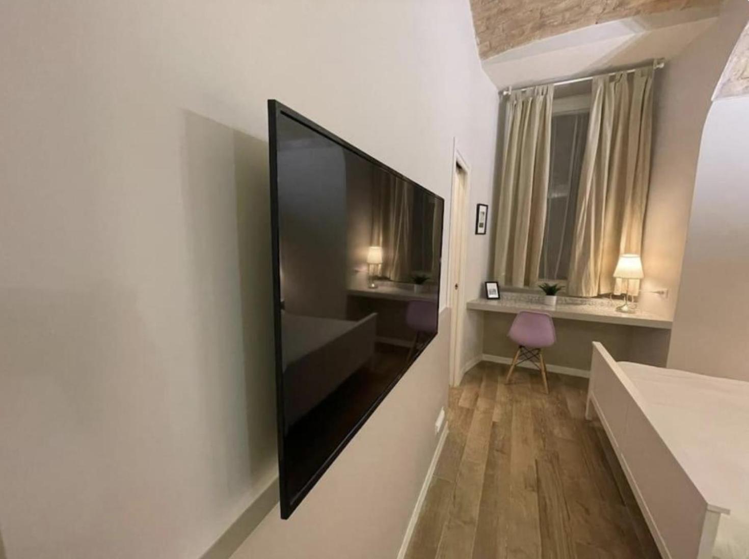 New-Big Honey Colosseum 4Bdr + 2Sofa Bed A/C Roma Dış mekan fotoğraf